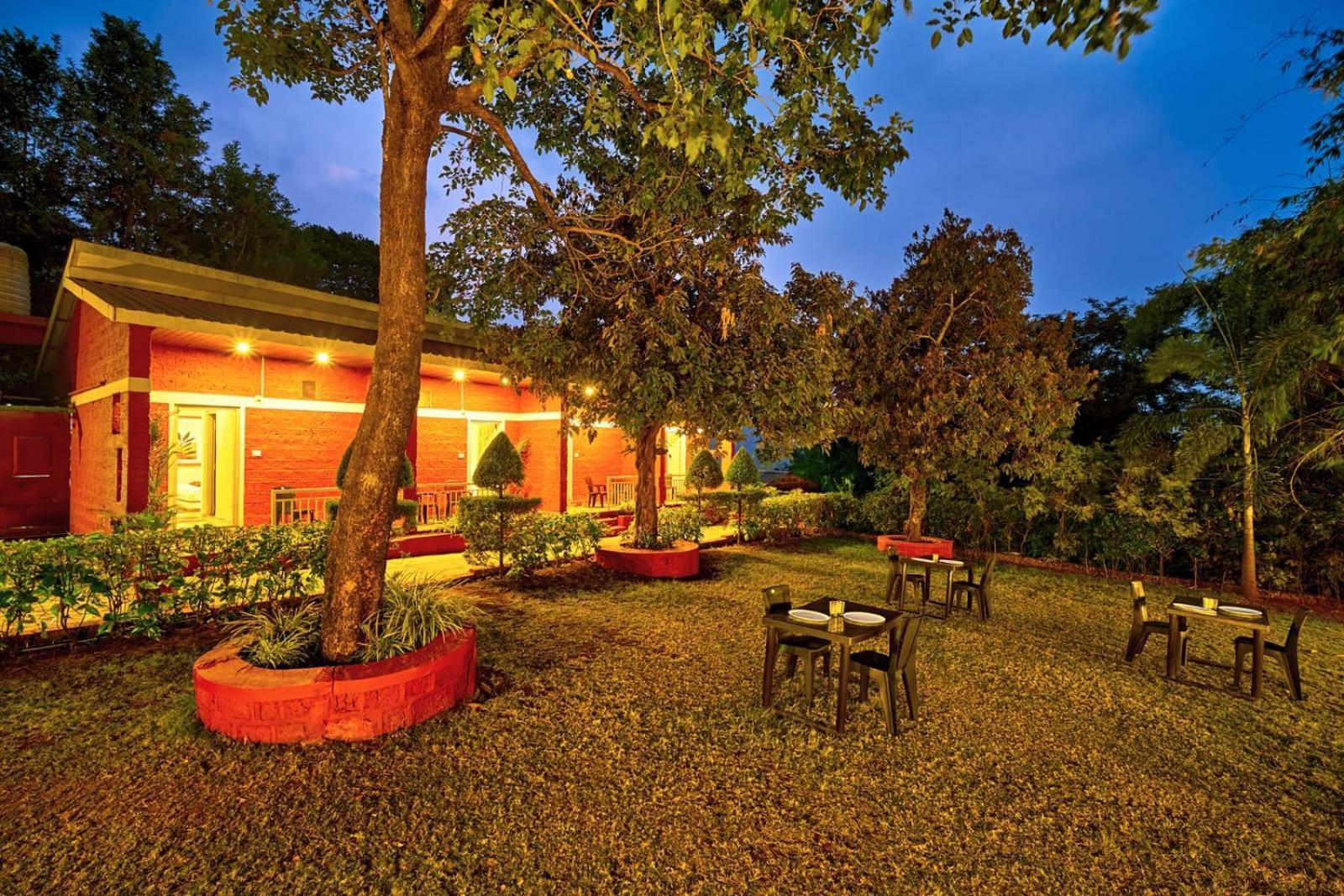 Serenity Resort Panhāla Kültér fotó